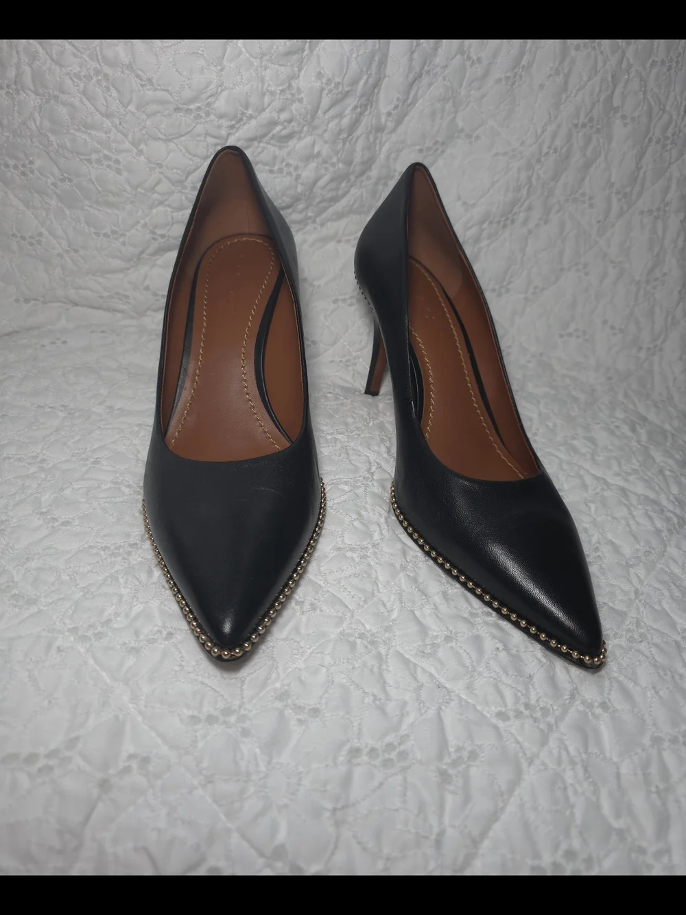 COACH Black Leather Studded Pointed Toe Pumps Heels Size 10 Gold Beads